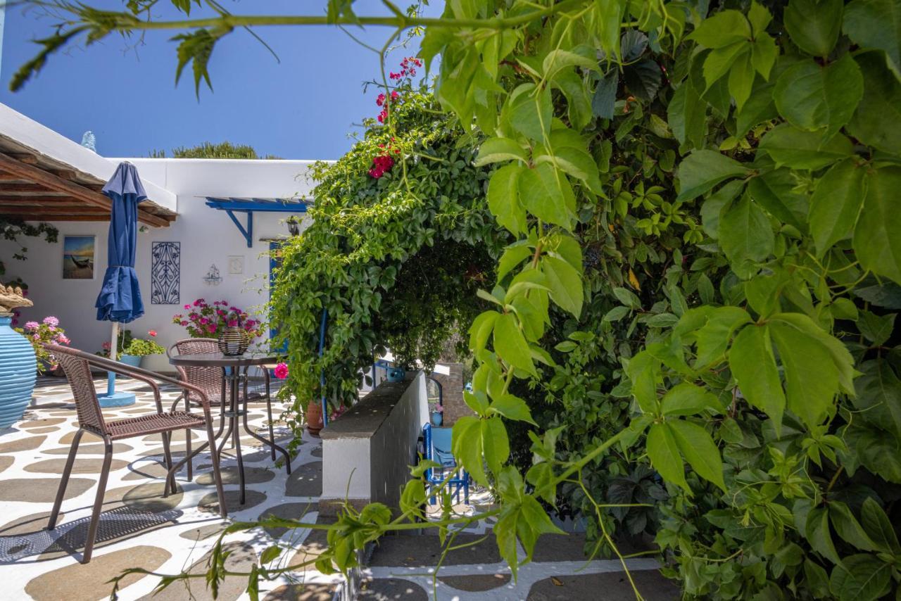 Irini Studios In Tinos Agios Ioannis  Bagian luar foto