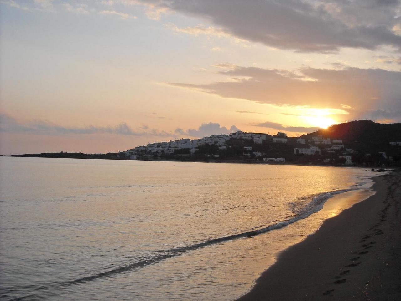 Irini Studios In Tinos Agios Ioannis  Bagian luar foto